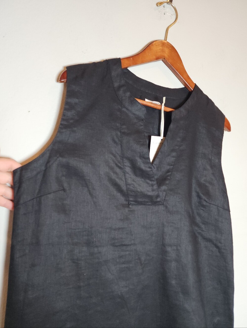 100% Linen NWT Garnet Hill Black Sleeveless Top Shirt Lightweight Women's 12 - Picture 2 of 15